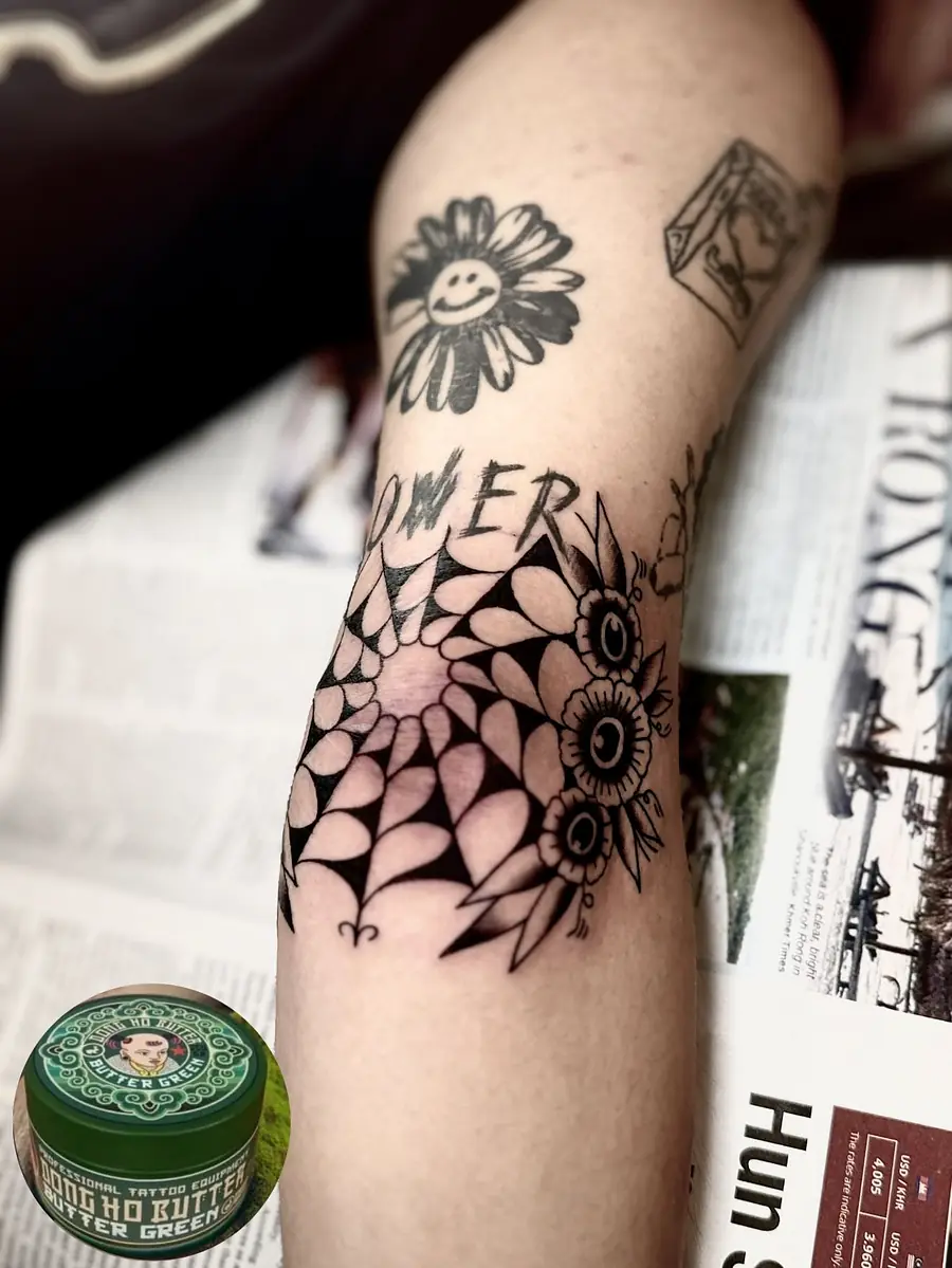 The same elbow mandala seen from another angle